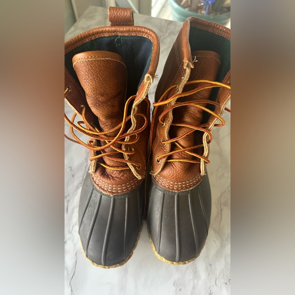 L.L. Bean Ladies Duck Boots with Flannel Lined 8” - Picture 6 of 16